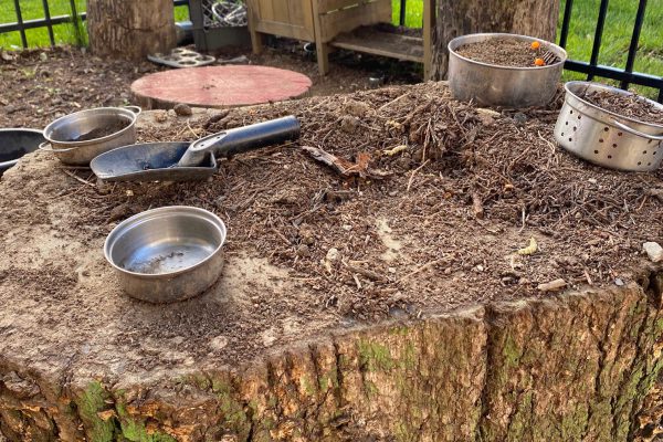 Ivy Mud Kitchen - Britt Zimmerman